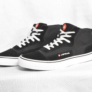 AIRWALK “Ollie” Men's Size 12 Black Suede Hi-Top New No Box!